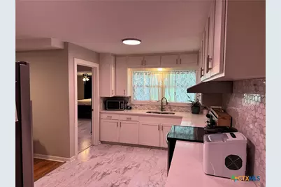 2304 E Mistletoe Avenue, Victoria, TX 77901 - Photo 10