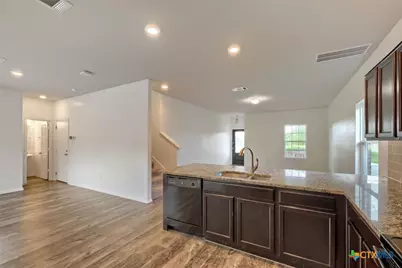 1818 Strawberry Field, New Braunfels, TX 78130 - Photo 6