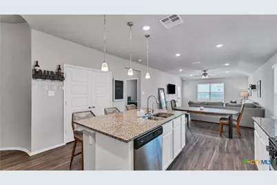 1711 Stone House, New Braunfels, TX 78132 - Photo 6