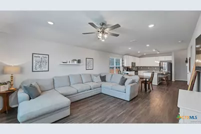 1711 Stone House, New Braunfels, TX 78132 - Photo 8