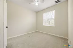 1262 Morning Glory Ln, Adkins, TX 78101 - Photo 10
