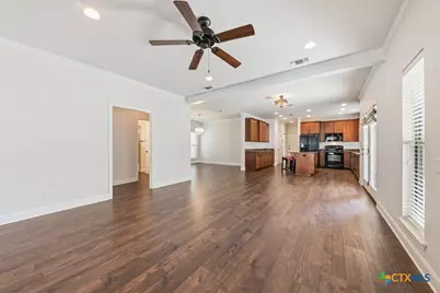 2322 Cotton Boulevard, New Braunfels, TX 78130 - Photo 8