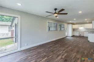 2529 Powell Dr, Gatesville, TX 76528 - Photo 2