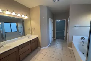 2810 Phoenix Dr, Killeen, TX 76543 - Photo 10