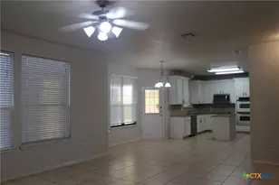 2810 Phoenix Dr, Killeen, TX 76543 - Photo 4