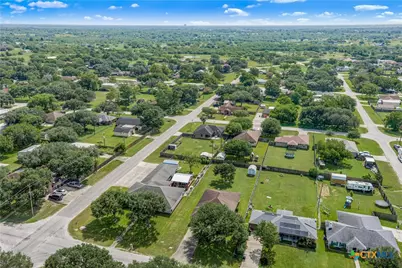 607 Dove, Victoria, TX 77905 - Photo 36