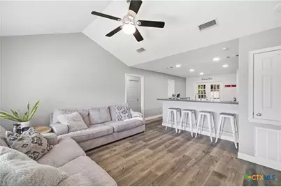 607 Dove, Victoria, TX 77905 - Photo 12
