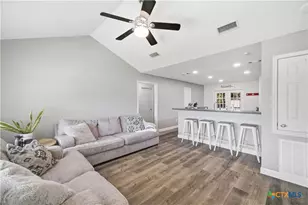 607 Dove, Victoria, TX 77905 - Photo 12