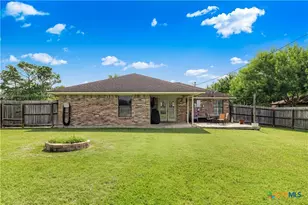 607 Dove, Victoria, TX 77905 - Photo 4