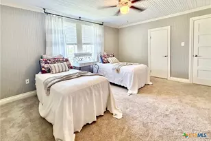 602 N Ridge St, Hallettsville, TX 77964 - Photo 38