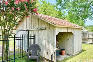 602 N Ridge St, Hallettsville, TX 77964 - Photo 46