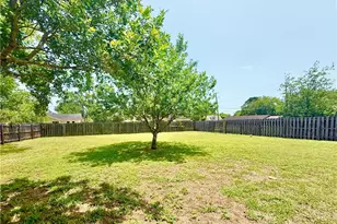 602 N Ridge St, Hallettsville, TX 77964 - Photo 44