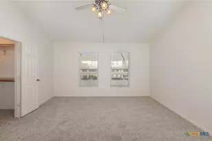 2215 Dry Creek Dr, Round Rock, TX 78681 - Photo 8