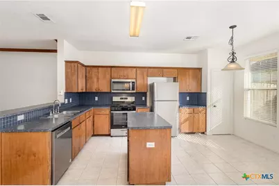 2215 Dry Creek Drive, Round Rock, TX 78681 - Photo 4