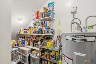 101 A Maplewood Dr, Victoria, TX 77901 - Photo 18