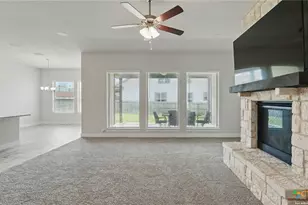 1606 Folk Victorian, New Braunfels, TX 78132 - Photo 6