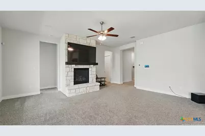 1606 Folk Victorian, New Braunfels, TX 78132 - Photo 10