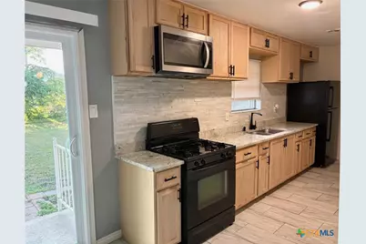 613 Bishop Drive, Killeen, TX 76541 - Photo 2