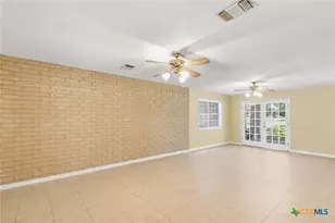 234 Maguey Dr, Victoria, TX 77905 - Photo 4