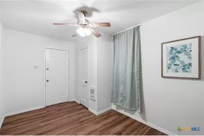 618 E Ireland Street, Seguin, TX 78155 - Photo 16