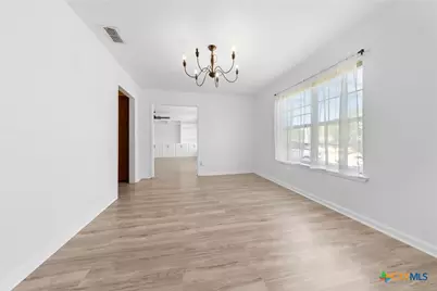1110 Cummings Avenue, Copperas Cove, TX 76522 - Photo 4