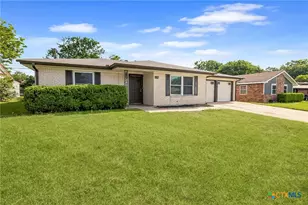 1112 Magnolia St, Copperas Cove, TX 76522 - Photo 2