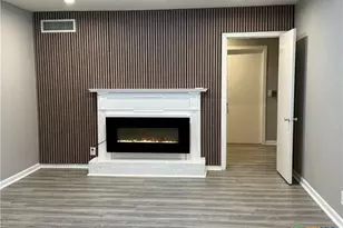 302 Smith St, Gonzales, TX 78629 - Photo 10