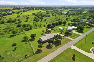 913 Ridge Dr, San Marcos, TX 78666 - Photo 38
