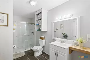203 Ernst St, Victoria, TX 77901 - Photo 20