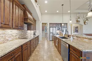 4572 Prairie Summit, Seguin, TX 78155 - Photo 14