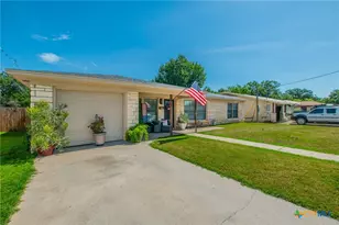 2401 Oak Dr, Gatesville, TX 76528 - Photo 2