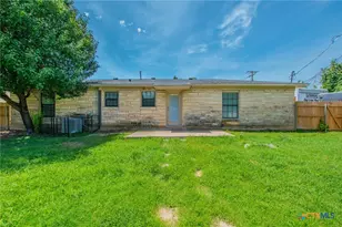 2401 Oak Dr, Gatesville, TX 76528 - Photo 18