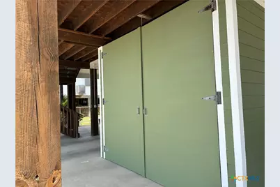 103 W Commerce Street, Port O'Connor, TX 77982 - Photo 10