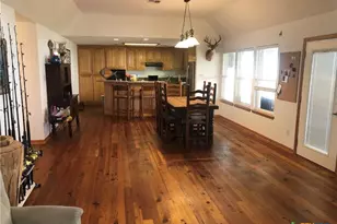 103 W Commerce St, Port O'Connor, TX 77982 - Photo 2