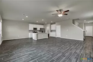 267 Kinsley Wy, New Braunfels, TX 78130 - Photo 6