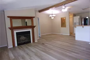 252 Sir Winston Dr, Canyon Lake, TX 78133 - Photo 6