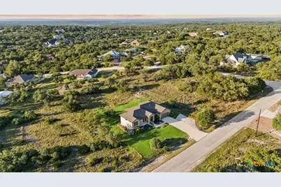 219 Flanders, Fischer, TX 78623 - Photo 4