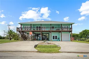 23 Macey St, Port O'Connor, TX 77982 - Photo 1