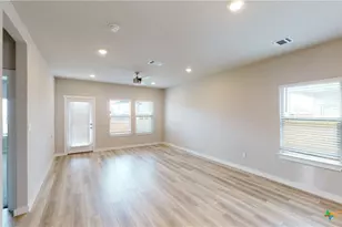 318 Dobson Dr, Killeen, TX 76549 - Photo 10