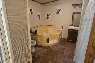 706 W Cleveland Ave, Seadrift, TX 77983 - Photo 12