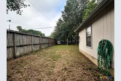 129 Riverside Drive, San Marcos, TX 78666 - Photo 4
