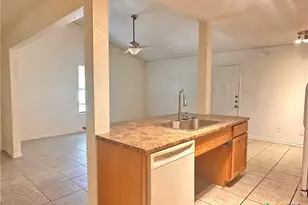 129 Riverside Dr, San Marcos, TX 78666 - Photo 6