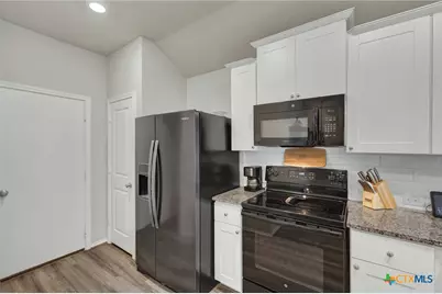 1814 Strawberry Field, New Braunfels, TX 78130 - Photo 8