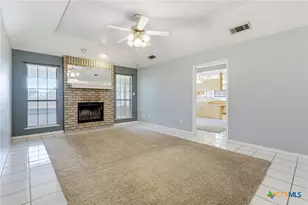 148 Sunflower, Lampasas, TX 76550 - Photo 6