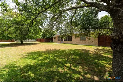 148 Sunflower, Lampasas, TX 76550 - Photo 28