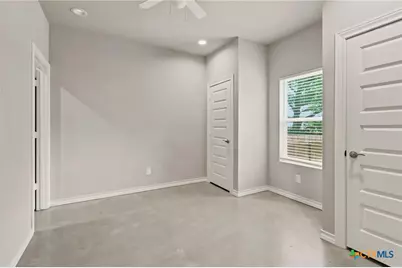 611 E Martindale Street #A & B, Seguin, TX 78155 - Photo 10