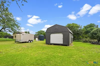 1211 Mossy Hollow Drive, Spring Branch, TX 78070 - Photo 20