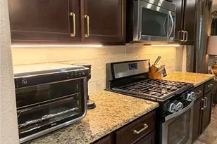 210 Cobble Stone Ct, Victoria, TX 77904 - Photo 12