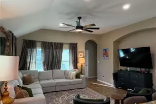 210 Cobble Stone Ct, Victoria, TX 77904 - Photo 8