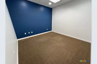 5320 E Central Texas Expressway #104, Killeen, TX 76543 - Photo 2